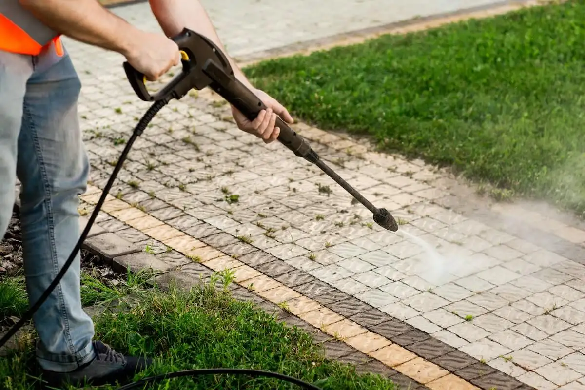 Pressure Washing in Lower Mainland